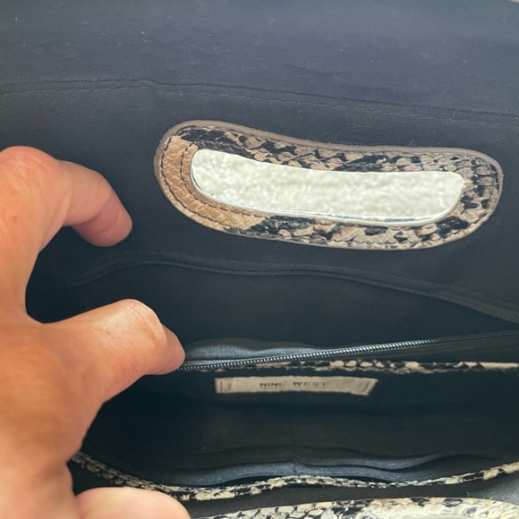 Nine West Python Snake Skin Envelope Clutch Handbag {Pre-Owned} - Picture 5 of 10